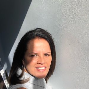 Meet your Posher, Robin